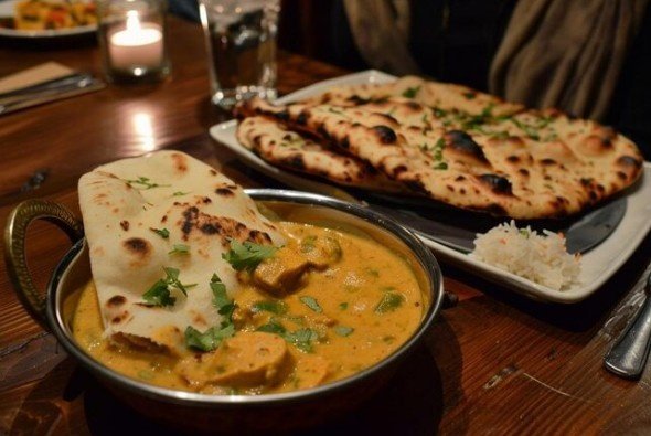Restaurants for Matar Paneer and Butter Naan in Vikas Marg